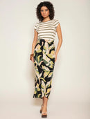 Blusa manga curta com padronagem em listras Biamar