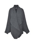 Capa com lapela alongada e sem fechamento Biamar