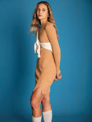 Vestido canelado de gola média com detalhe em botões e mangas de cava posta aBenção