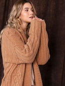Casaco canelado com pontos estruturados, cinto removível e mangas de cava quadrada Biamar