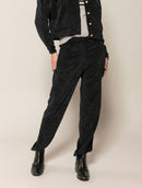 Calça reta em veludo com bolsos Biamar