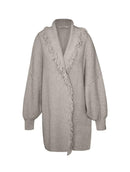 Casaco alongado canelado com gola transpassada e franjas Biamar