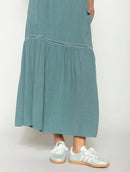 Vestido longo com detalhe vazado e gola redonda Biamar