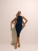 Vestido midi canelado com detalhe de cava Biamar