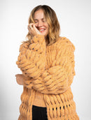 Casaco alongado em ponto bolha com mangas de cava quadrada Biamar