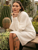 Vestido evasê em algodão com gola redonda e alças largas Urbanity