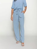 Calça reta com bolsos e cordão ajustável Biamar