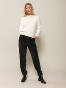 Blusa canelada em fio pluma com gola redonda e mangas de cava raglan Biamar