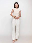 Calça reta com bordados aplicados e bolsos faca Biamar