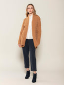 Casaco canelado com pontos estruturados, cinto removível e mangas de cava quadrada Biamar