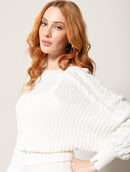 Blusa em algodão com detalhes em tranças e gola canoa Biamar