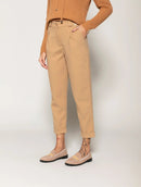 Calça com pregas, bolsos faca e barra dobrada Biamar