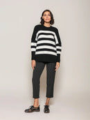 Blusa alongada com padronagem em listras e gola redonda Biamar