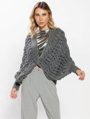 Casaco em ponto bolha com fechamento em botão Biamar