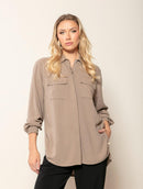 Camisa alongada em viscolinho com botões e bolsos Biamar