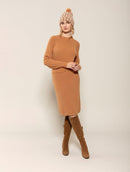 Blusa canelada em fio pluma com gola redonda e mangas de cava raglan Biamar