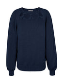 Blusa em algodão com detalhe em recorte, gola redonda e mangas de cava raglan Biamar