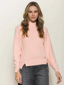 Blusa de gola média com fendas e mangas  de cava raglan aBenção