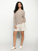 Casaco em pontos vazados com botões e acabamento ondulado Biamar