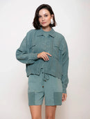 Jaqueta com botões, bolsos e mangas de cava quadrada Biamar