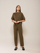 Calça reta em algodão com cordão ajustável logomarca nas laterais Biamar