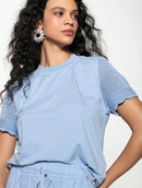 Blusa em algodão de gola redonda com manga curta em pontos vazados Biamar