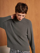 Blusa em fio pluma com gola redonda e mangas de cava raglan Biamar