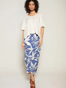 Blusa manga curta canelada com decote V e fendas laterais Biamar