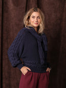 Blusa em algodão com detalhes em tranças e gola canoa Biamar