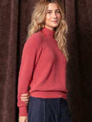 Blusa em fio pluma com gola média e mangas de cava raglan Biamar