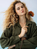 Jaqueta com botões, bolsos e detalhe em elástico Biamar