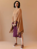 Capa mullet assimétrica com gola canoa e franjas Urbanity