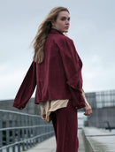 Casaco em algodão com bolsos, botões e mangas de cava quadrada Biamar