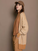 Casaco alongado com padronagem em listras e mangas de cava quadrada Biamar