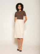 Blusa manga curta canelada com detalhe de trama vazada e cordões Biamar