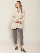 Casaco canelado com pontos estruturados, cinto removível e mangas de cava quadrada Biamar