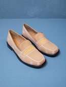 Loafer florença Biamar out logomarca e solado flat