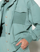 Jaqueta com botões, capuz ajustável, bolsos e mangas de cava quadrada Biamar