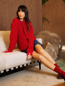 Blusa em fio pluma com padronagem poá, gola redonda e mangas de cava posta Biamar