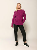 Blusa em pontos vazados com gola redonda e mangas de cava raglan Biamar