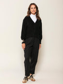 Casaco mullet com fechamento frontal em botões e mangas de cava posta Biamar