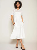 Vestido midi evasê com trama vazada e bolsos Biamar