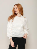 Blusa em algodão em pontos vazados, gola canoa e mangas de cava quadrada Biamar