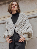 Casaco em ponto bolha com fechamento em botão Biamar