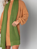 Vestido de gola média com mangas bufantes de cava quadrada aBenção