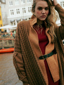 Casaco longo com tecimento em tranças, mangas bufantes e de cava quadrada Biamar