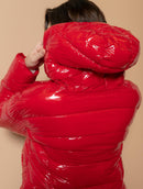 Jaqueta com capuz ajustável, bolsos e mangas de cava posta Biamar Out