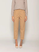 Calça com pregas, bolsos faca e barra dobrada Biamar