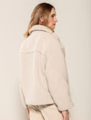 Casaco oversized transpassado com fechamento em botões e mangas de cava posta Biamar