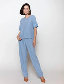 Calça reta com bolsos e botões Biamar